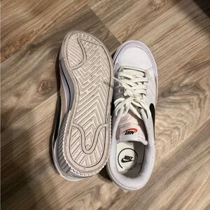 Nike White and Black Casual Shoes